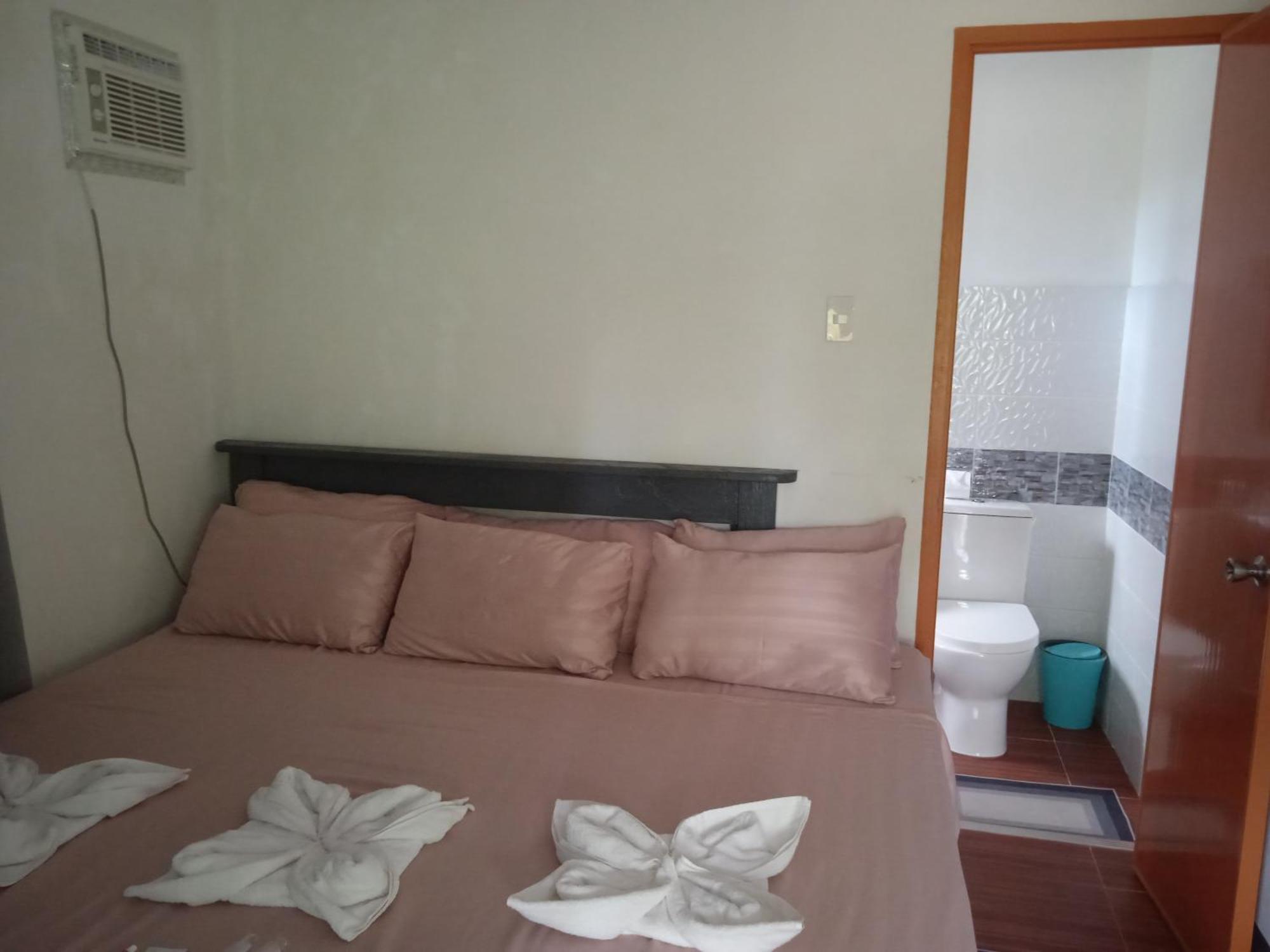 Sarah'S Garden Bnb & Spa Bed and Breakfast Clarin  Δωμάτιο φωτογραφία